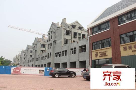 中央郡一期多層準(zhǔn)現(xiàn)房（2015-09-25）