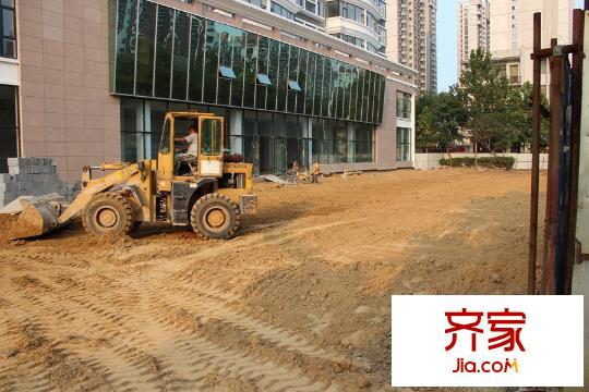 東方名苑地面施工（2015-9-22）