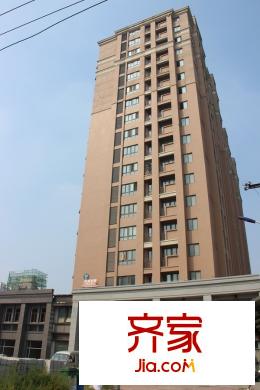 晨晟世紀(jì)城小公寓準(zhǔn)現(xiàn)房（2015-8-28）