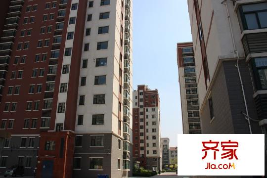 西虞天成項目高層現(xiàn)房（2015-08-03）