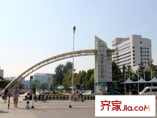 西虞天成向南864米人民醫(yī)院