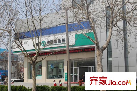 天下客新貴名苑向西300米農業(yè)銀行