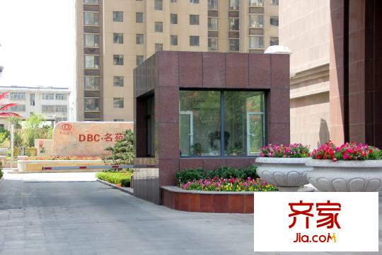 DBC名苑小區(qū)入口（2015-06-19）