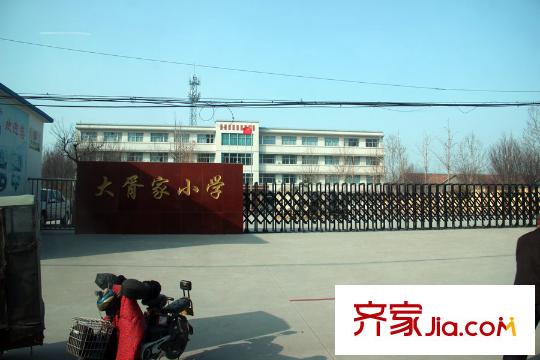 景誼苑小區(qū)東300米大胥家小學(xué)
