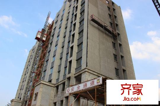 宜嘉家園小高層2號樓外墻進度（2015-10-28）