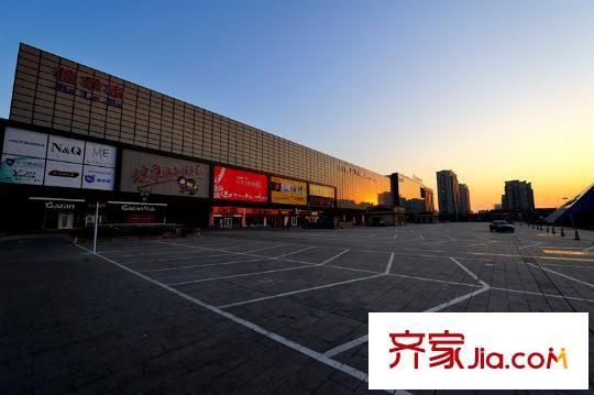 宜嘉家園北400米佳樂家上東店