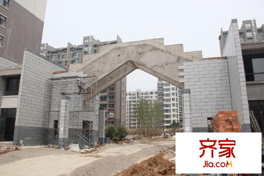 學(xué)苑花園二期大門施工（2015-6-12）
