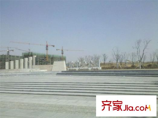 學(xué)苑花園二期南10米水中央公園
