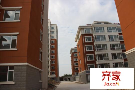 鳳山曉筑小區(qū)中心道路（2015-09-30）