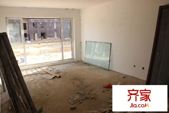 富氏壹號公館2號樓室內(nèi)細(xì)節(jié)施工（2015-08-10）