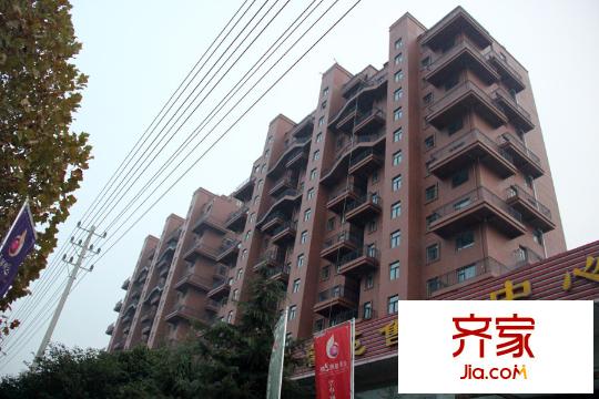 金禾馨苑17號樓外立面施工（2015-11-19）
