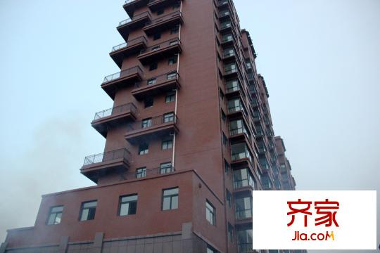 金禾馨苑17號樓外立面施工（2015-11-19）