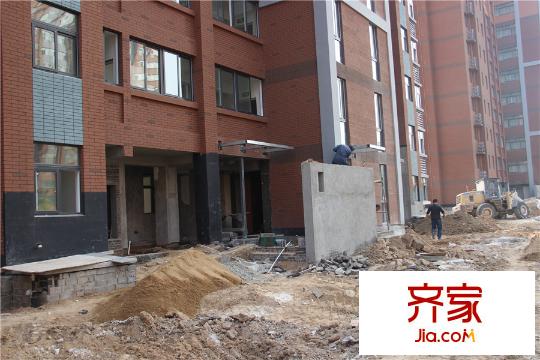 怡和四季園筑高層樓間道路開始施工（2015-10-28）