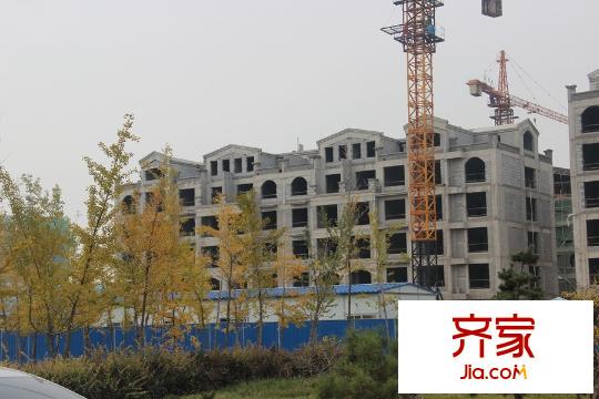 優(yōu)勝美地二期多層23#封頂施工（2015-11-5）