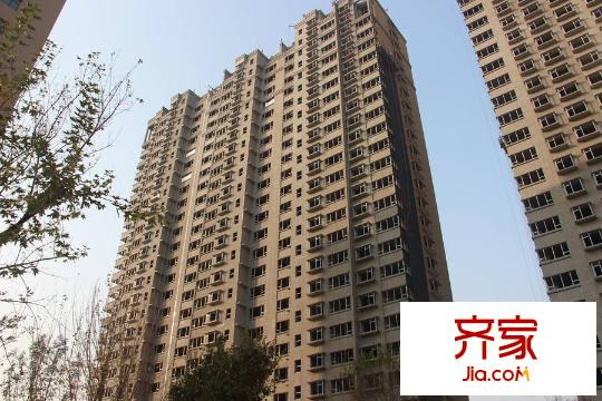 紫瑞園21號樓已封頂（2015-11-4）