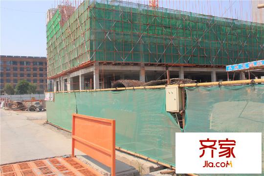 中動(dòng)動(dòng)漫基地二期寫字樓施工（2015-7-15）