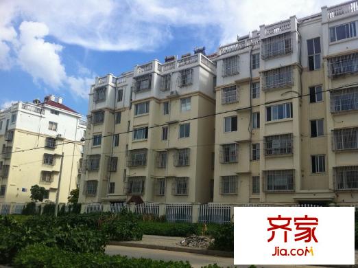 綠茵河畔外景圖 