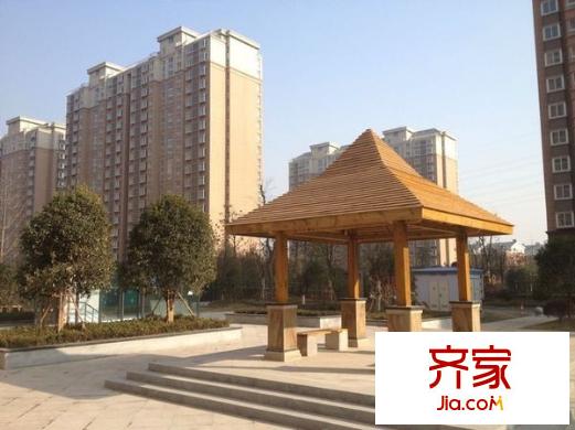 龍?zhí)陡＠锿饩皥D 