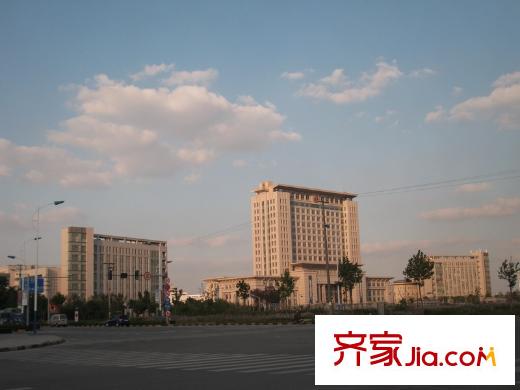 理想城配套圖西側(cè)500米的海門(mén)市政府