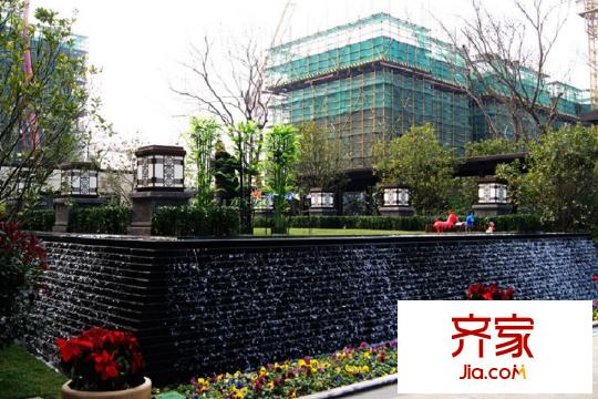 萬科濠河傳奇中軸實(shí)景示范區(qū)（2015-8-21）