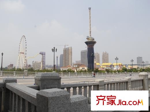 華強(qiáng)城西側(cè)50米處北城大橋