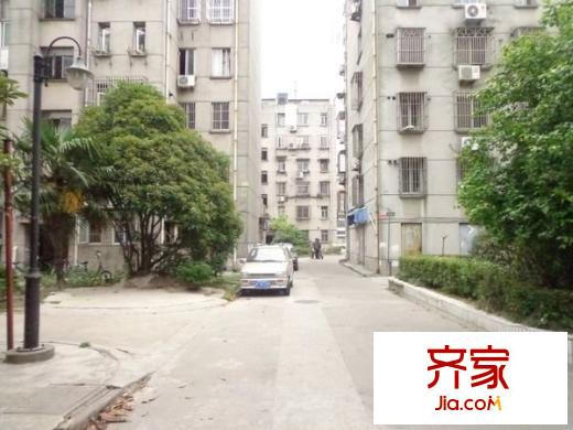 學(xué)田中南苑外景圖 