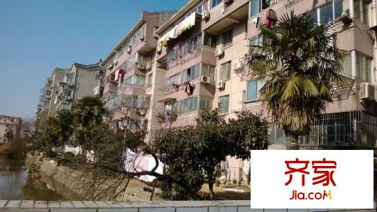 北濠橋東村外景圖 