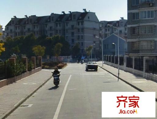 龍?zhí)锘ㄔ吠饩皥D 