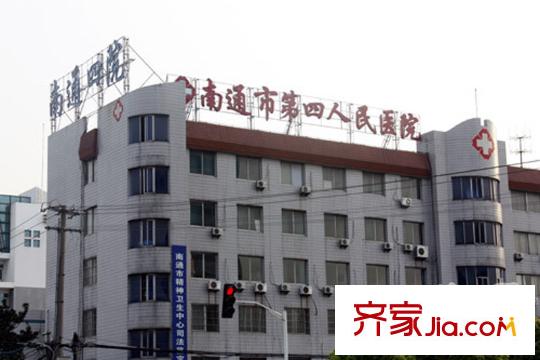 高迪晶城附近越江路上的第四人民醫(yī)院