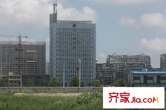 大唐世紀(jì)豪庭北側(cè)500米的通州行政中心