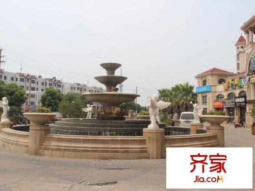 海門中南世紀(jì)城小區(qū)南門噴泉（20130723）