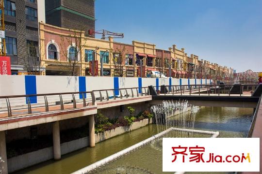 保利香檳國際向東200米萬達水街