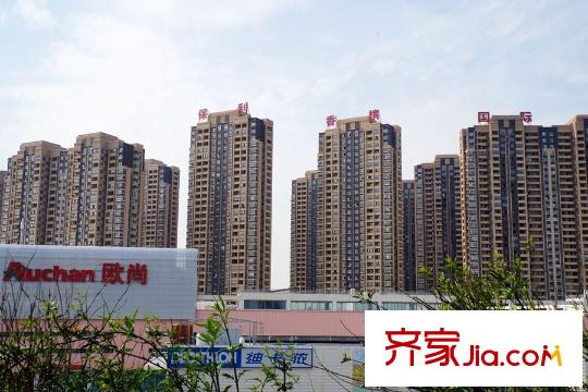 保利香檳國際東側(cè)約200米歐尚實景20150320