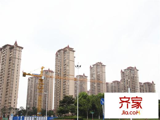 海門中南世紀(jì)錦城小區(qū)遠(yuǎn)看圖（2014-08-28）