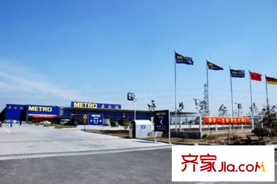 駿和棕櫚灣小區(qū)西側(cè)500米麥德龍商場(chǎng)