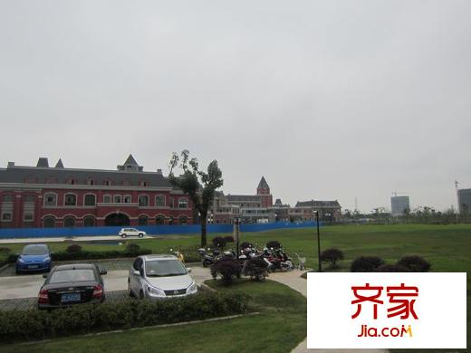 中交美廬城售樓處實景（2013-06-23）