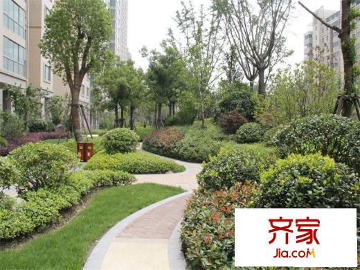南通運(yùn)杰龍馨園小區(qū)外景（20130803）