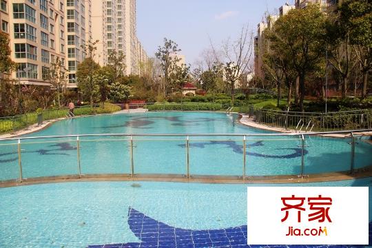 南通運(yùn)杰龍馨園小區(qū)游泳池（20150414）
