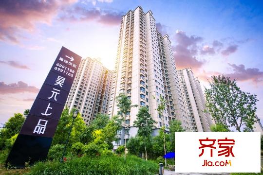 昊元上品小區(qū)入口  2015-6-17