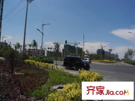 恒信?陽(yáng)光里周邊