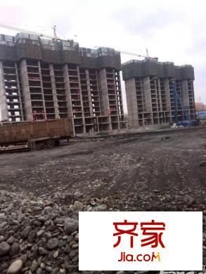 俊發(fā)?百合名苑施工現(xiàn)場(chǎng)（2014-06-10）