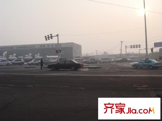 御宮華府南側十字路口