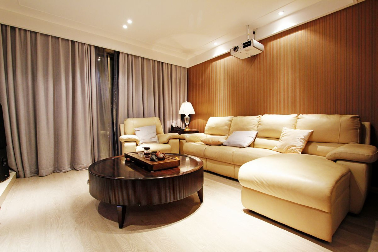 二居室装修,110平米装修,10-15万装修,客厅,现代简约风格,沙发背景墙,咖啡色