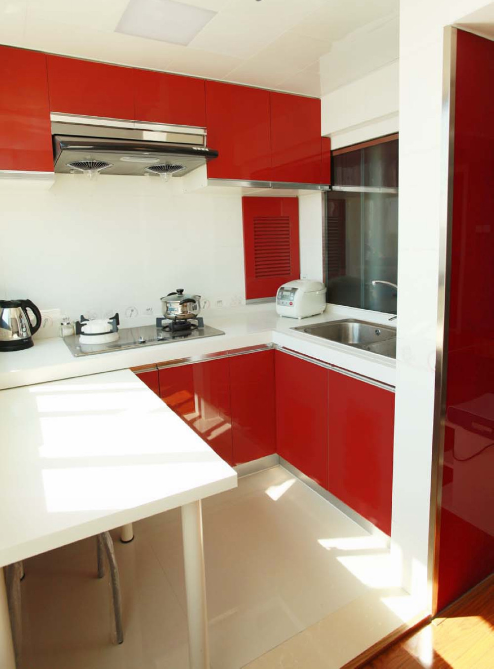 简约风格,40平米装修,一居室装修,3万-5万装修,跃层装修,厨房,橱柜,红色