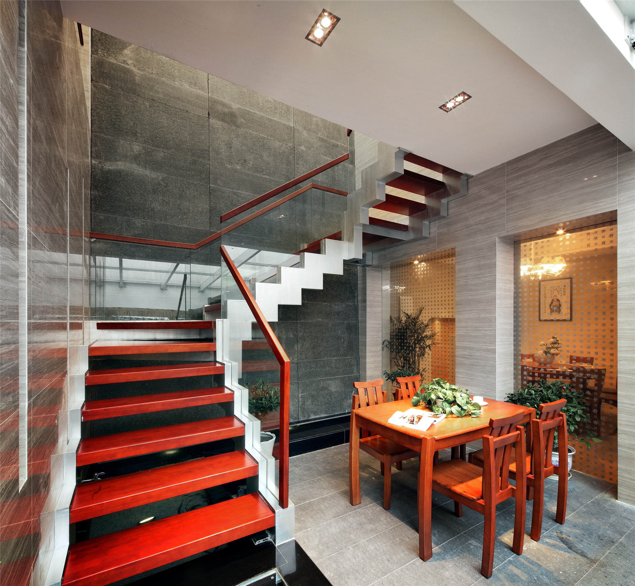 中式风格,别墅装修,20万以上装修,四房装修,140平米以上装修,餐厅,楼梯,餐桌,红色