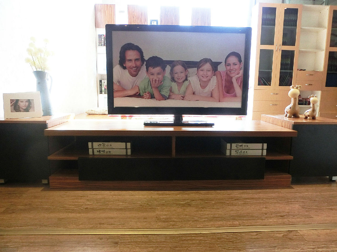 坐式电视柜 |限昆明市下订购买|