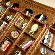 组合浮雕实木皮饰面橡胶木储藏成人美式乡村 书柜