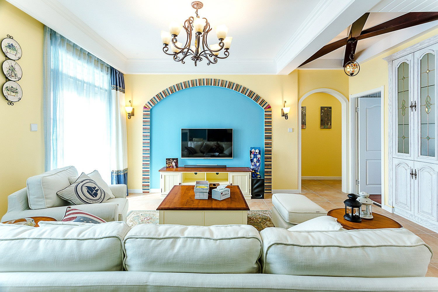 地中海风格,三居室装修,20万以上装修,120平米装修,客厅,电视背景墙,蓝色