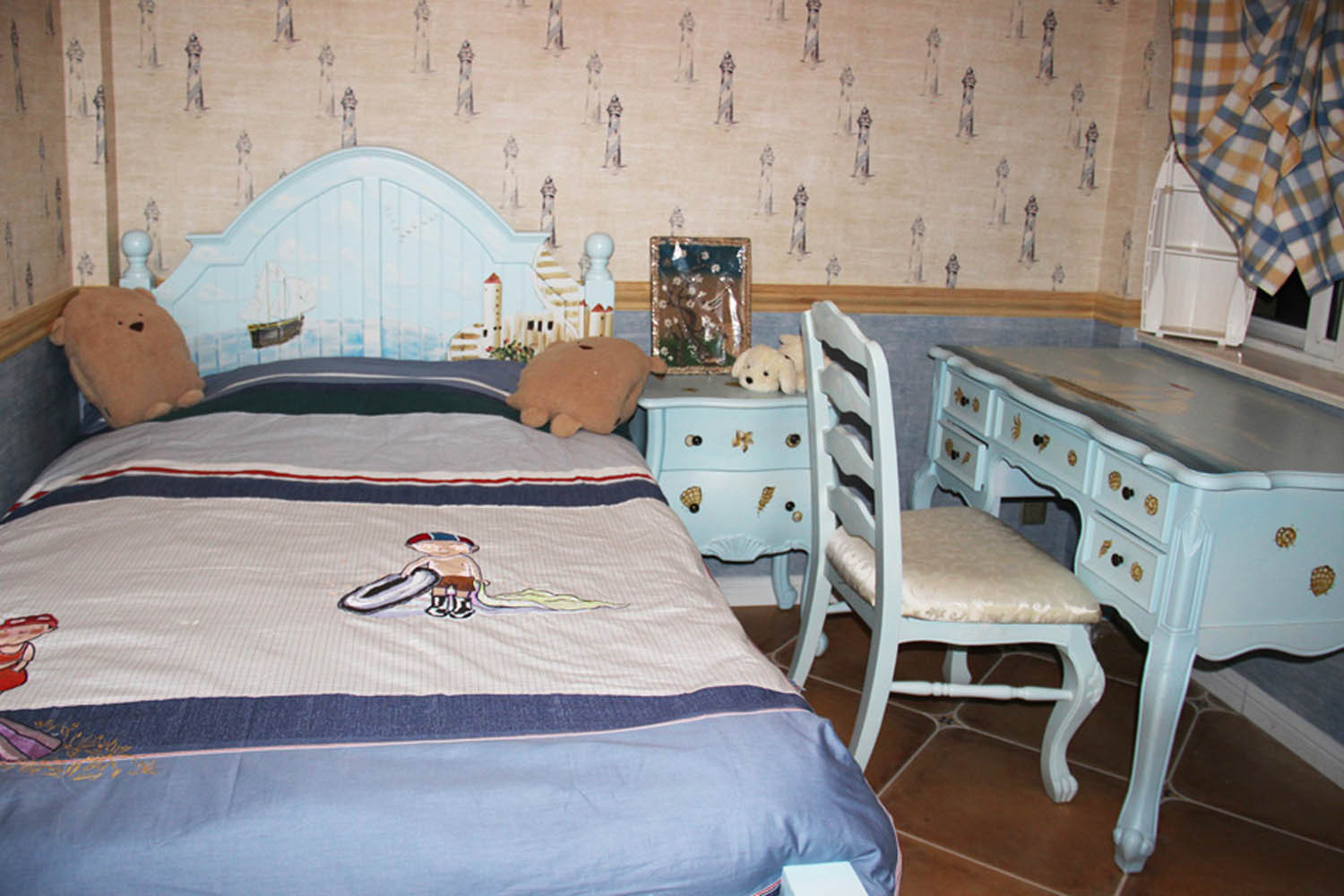地中海风格,100平米装修,二居室装修,10-15万装修,儿童房,壁纸,书桌,床头柜,卧室背景墙,床上用品,蓝色