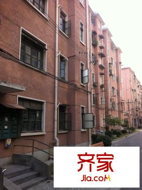 平南三四村外景图